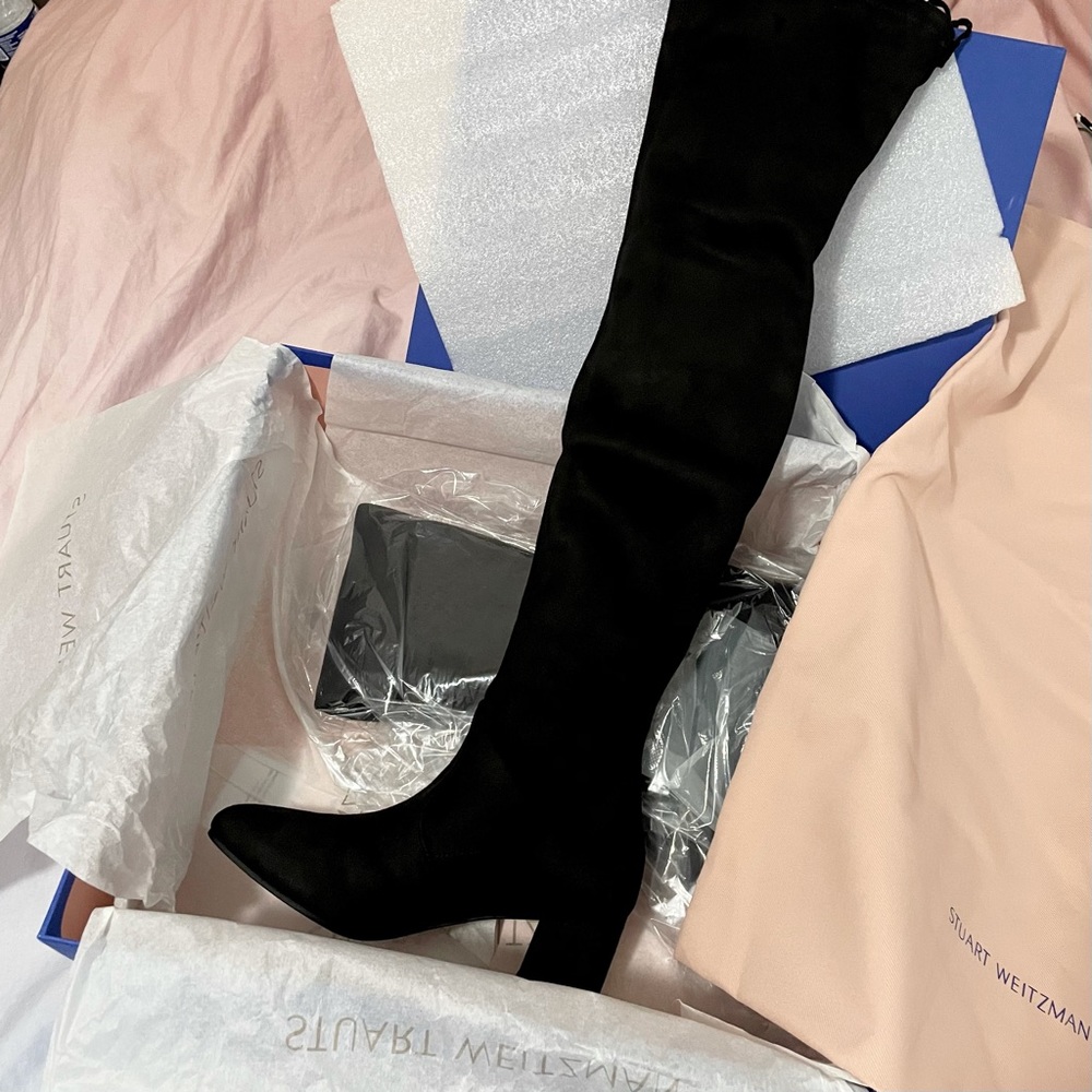 SOLD Stuart Weitzman Boots Genna 60